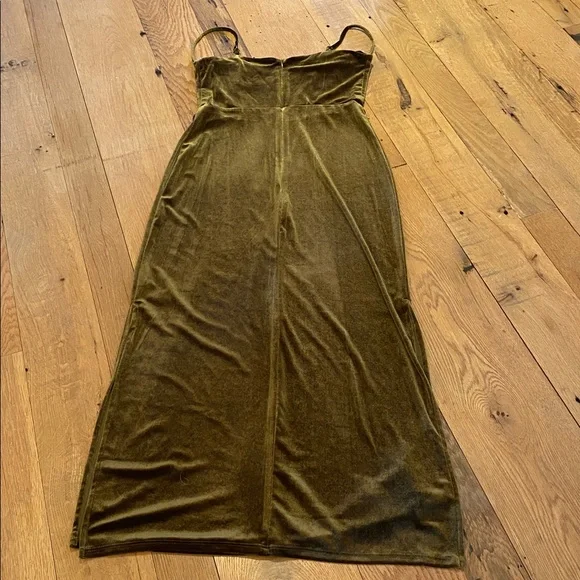 Taylor Velvet Olive Green Spaghetti Strap Side Vents Cowl Drape Front SMALL - Picture 7 of 7